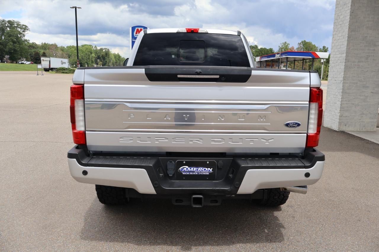 Ford F250SD Platinum Crew Cab 4WD 2018