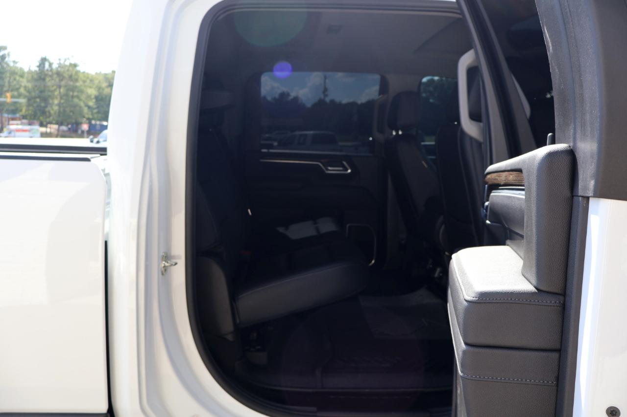 Chevrolet Silverado 2500HD 4WD Crew Cab 159" LT 2025