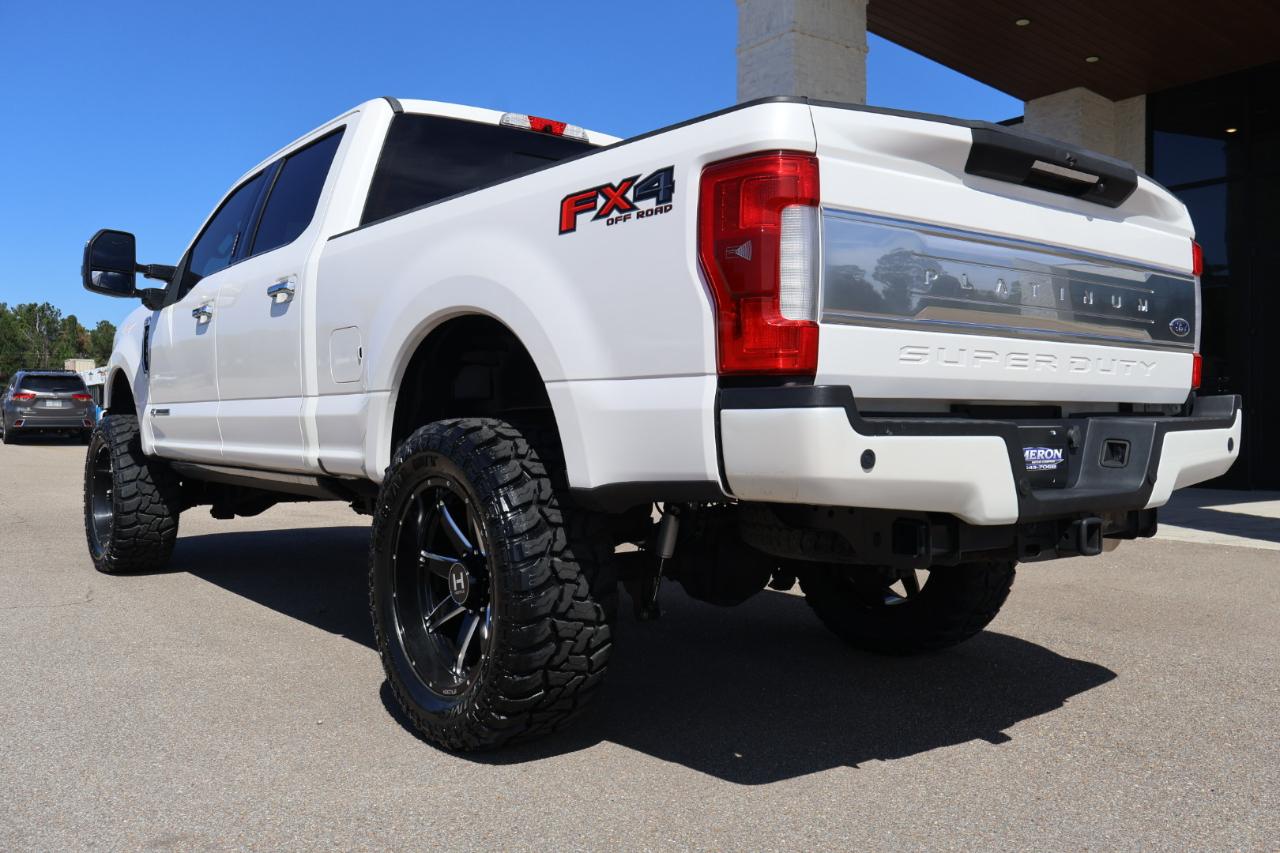 Ford F250SD Platinum Crew Cab 4WD 2017