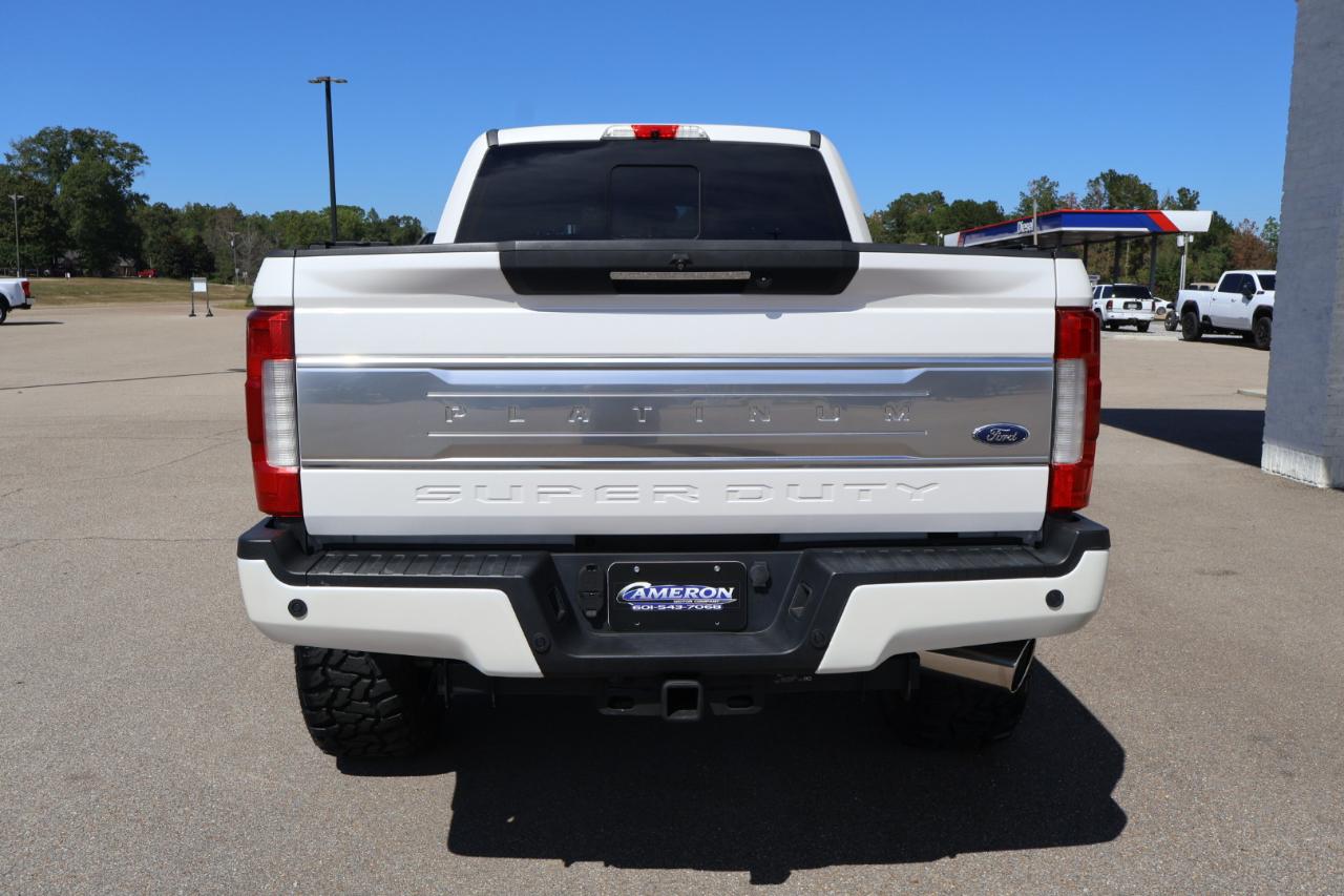 Ford F250SD Platinum Crew Cab 4WD 2017