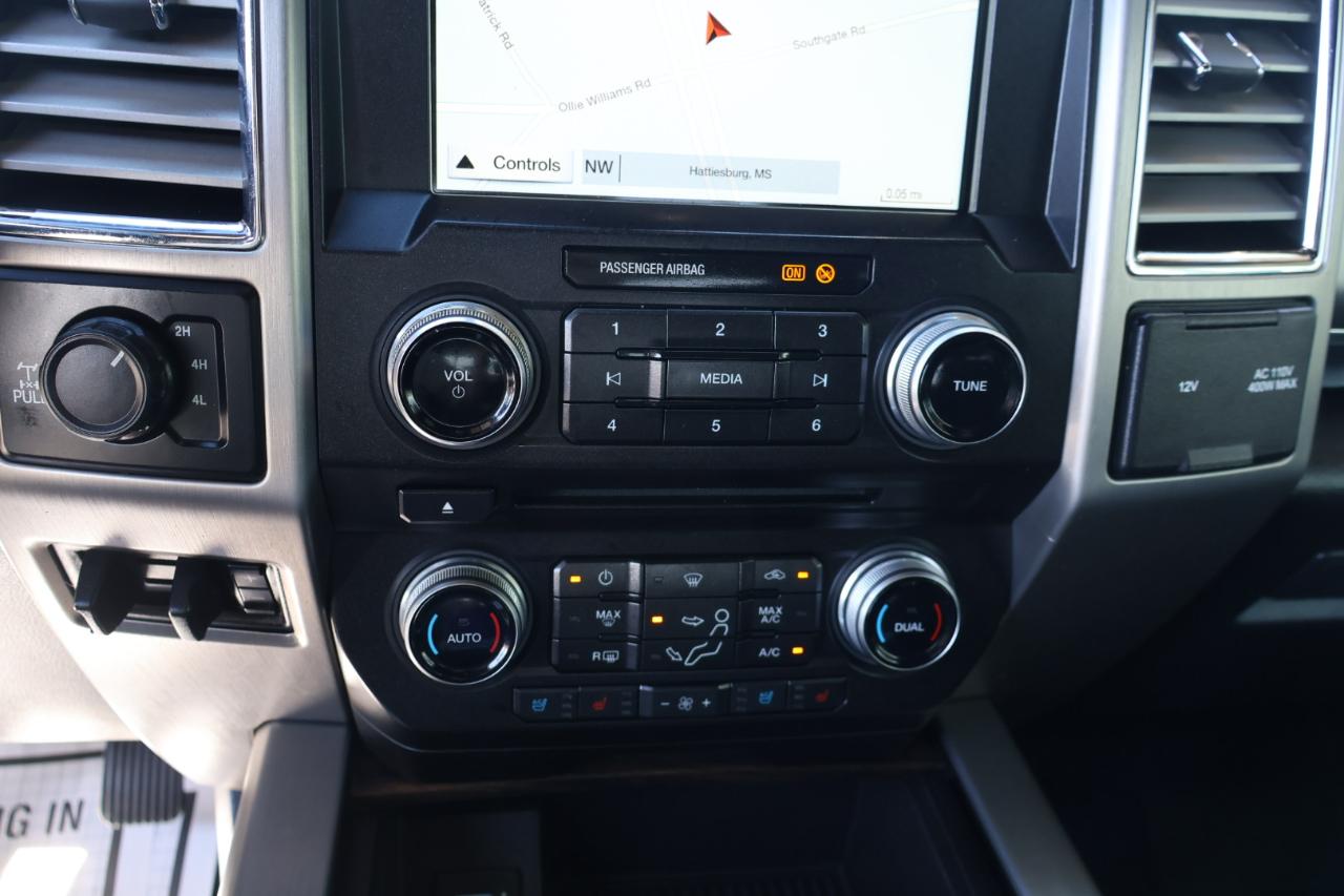 Ford F250SD Platinum Crew Cab 4WD 2017