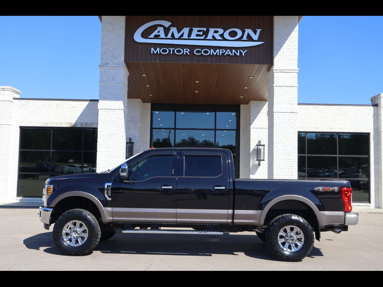 Ford F350SD Lariat Crew Cab 4WD 2019