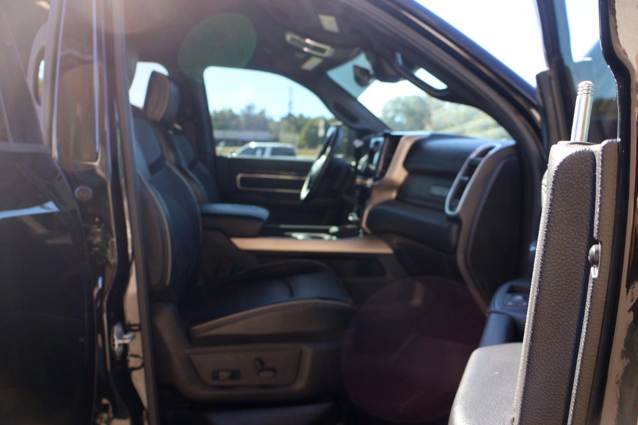RAM 2500 Laramie 4x4 Crew Cab 6'4" Box 2019