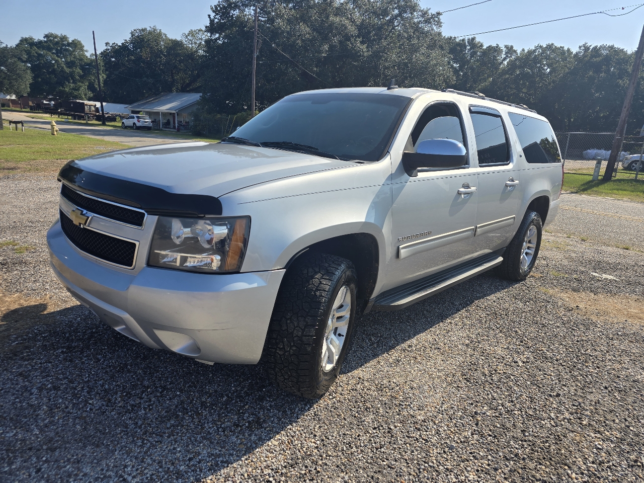 Chevrolet Suburban LT 1500 2WD 2012 Chevrolet Suburban LT 1500 2WD 2012