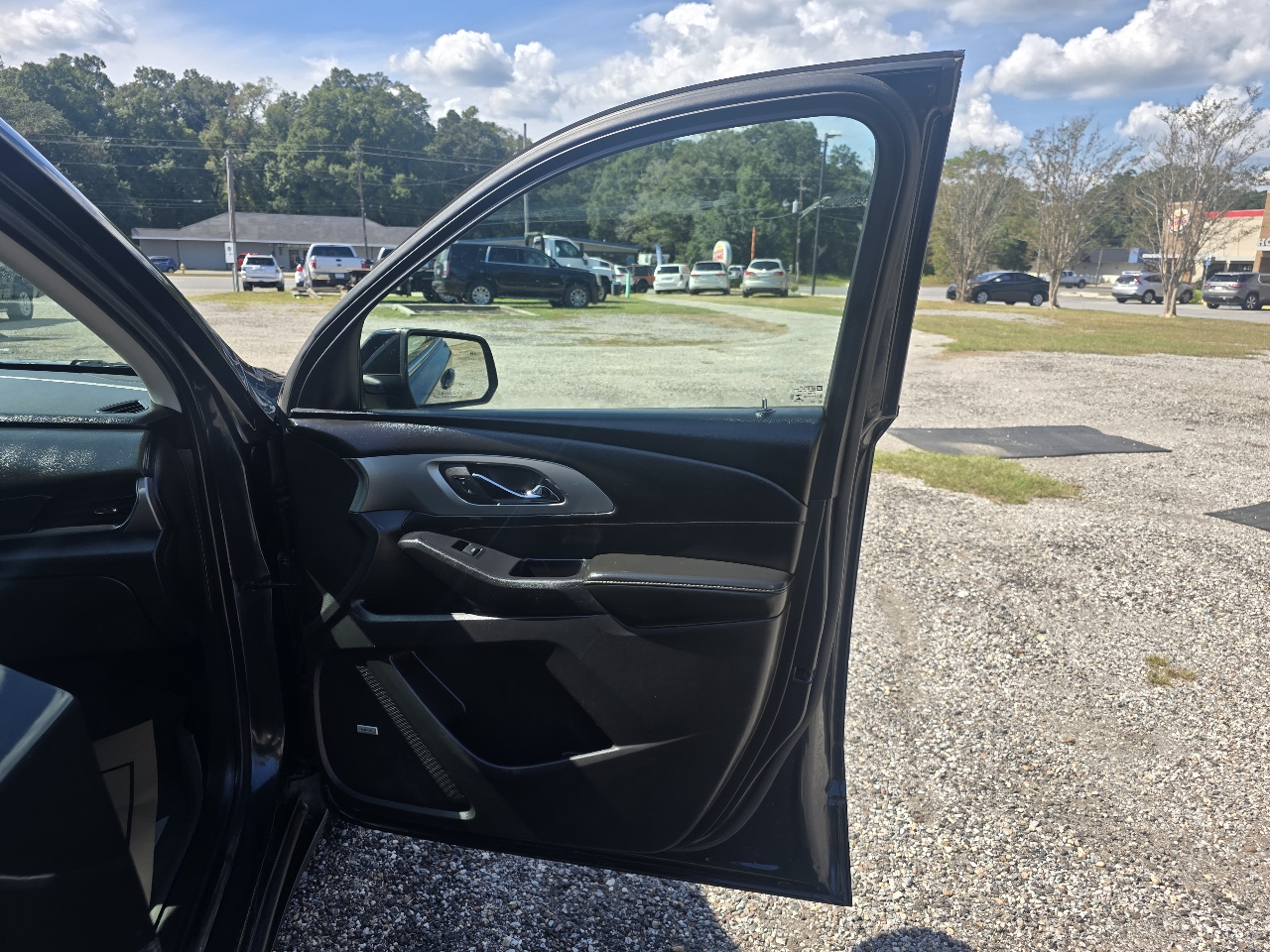 Chevrolet Traverse LT Leather FWD 2021 Chevrolet Traverse LT Leather FWD 2021