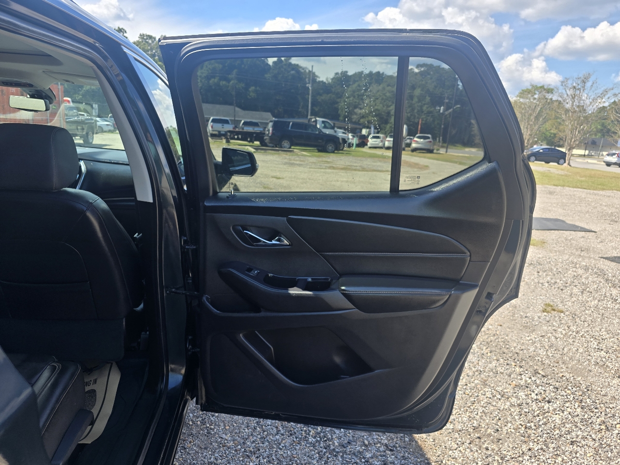 Chevrolet Traverse LT Leather FWD 2021 Chevrolet Traverse LT Leather FWD 2021