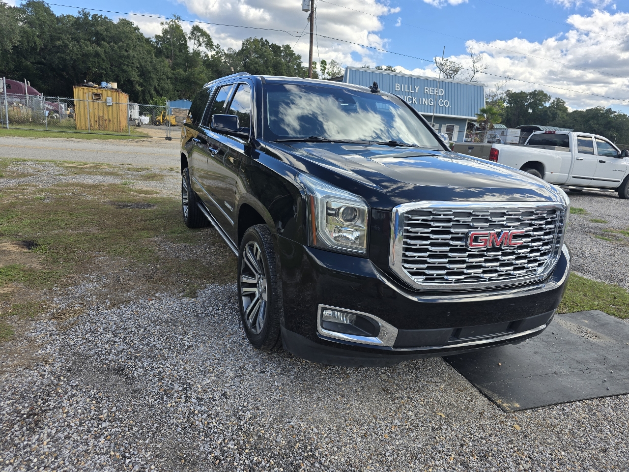 GMC Yukon XL Denali 2WD 2018 GMC Yukon XL Denali 2WD 2018