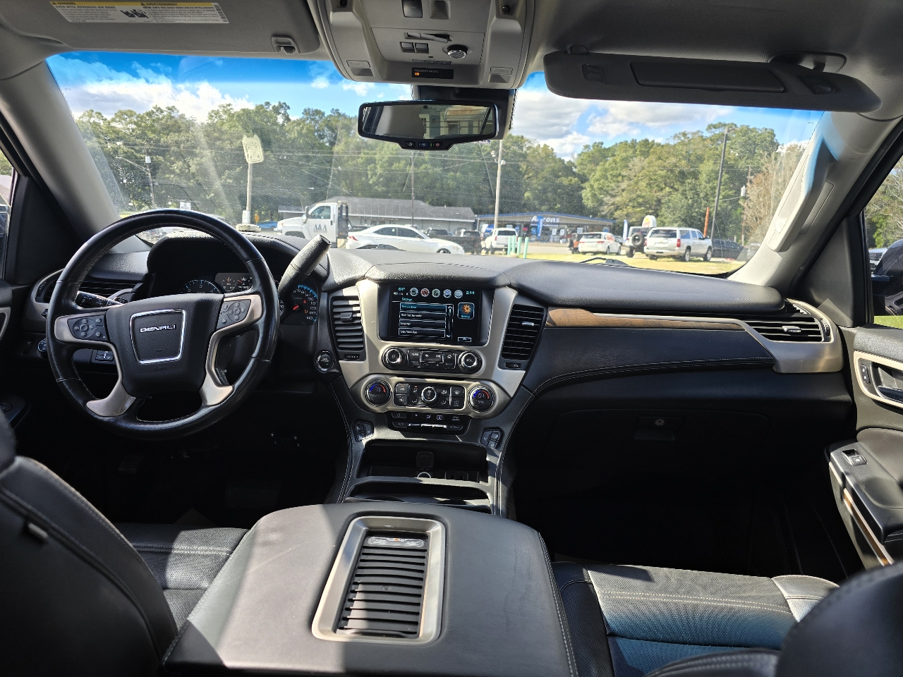 GMC Yukon XL Denali 2WD 2018 GMC Yukon XL Denali 2WD 2018