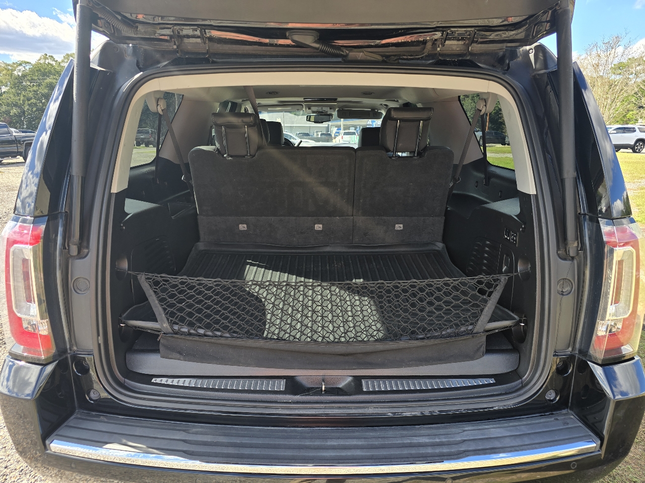 GMC Yukon XL Denali 2WD 2018 GMC Yukon XL Denali 2WD 2018