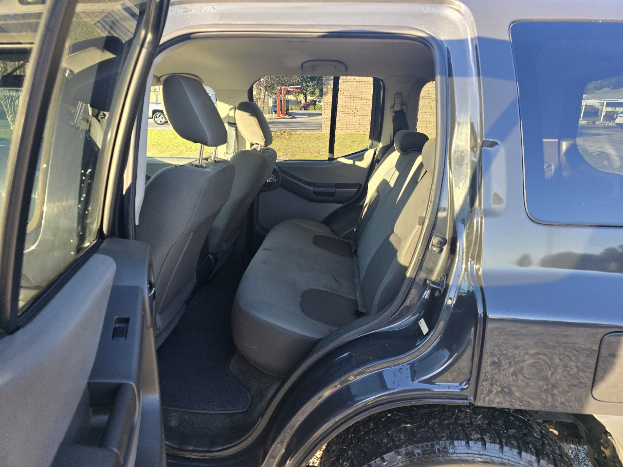 Nissan Xterra S 2WD 2011