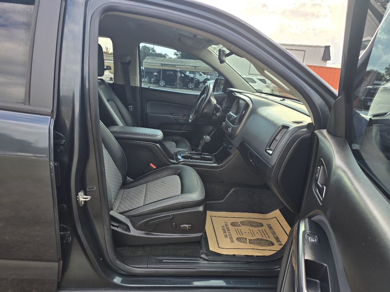 Chevrolet Colorado 1LT Crew Cab 4WD 2018