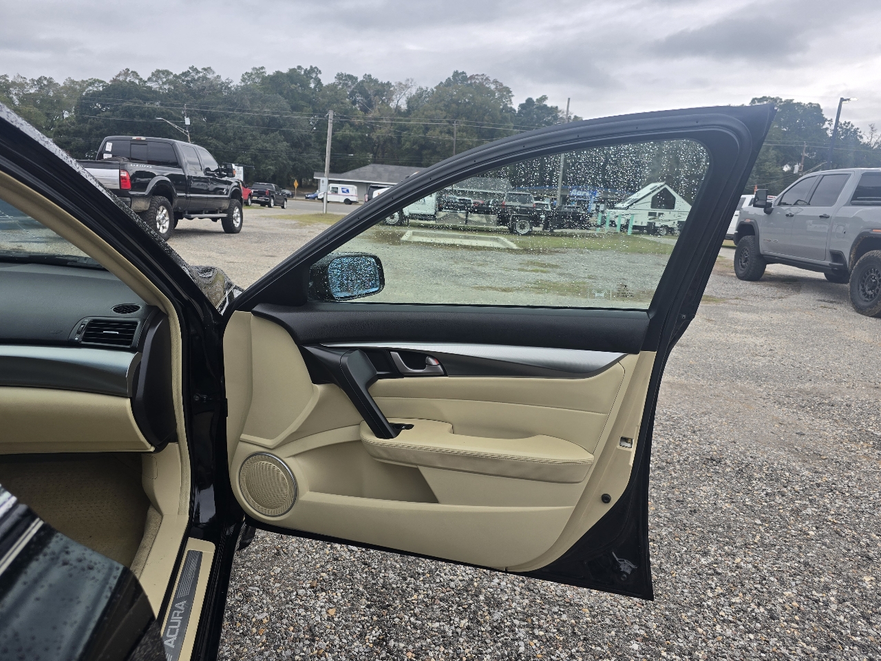 Acura TL 5-Speed AT with Tech Package 2010