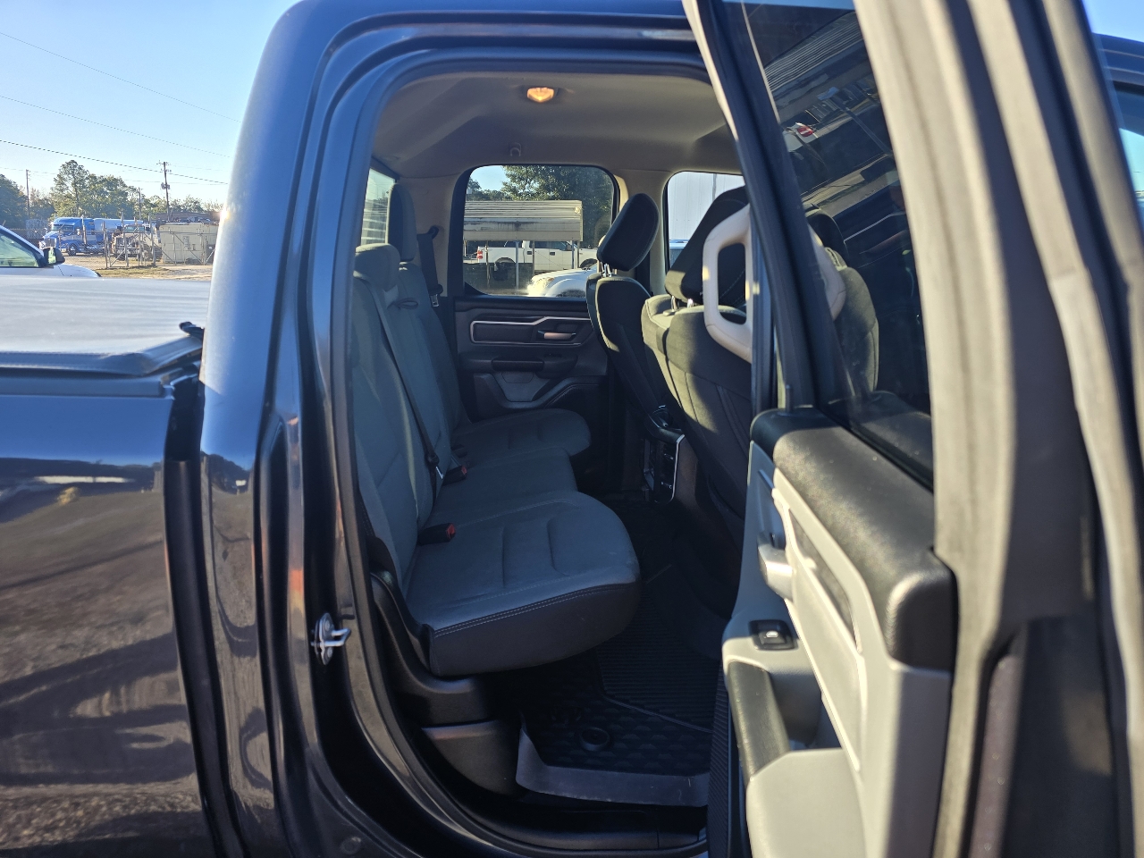 RAM 1500 Big Horn Quad Cab 2WD 2019