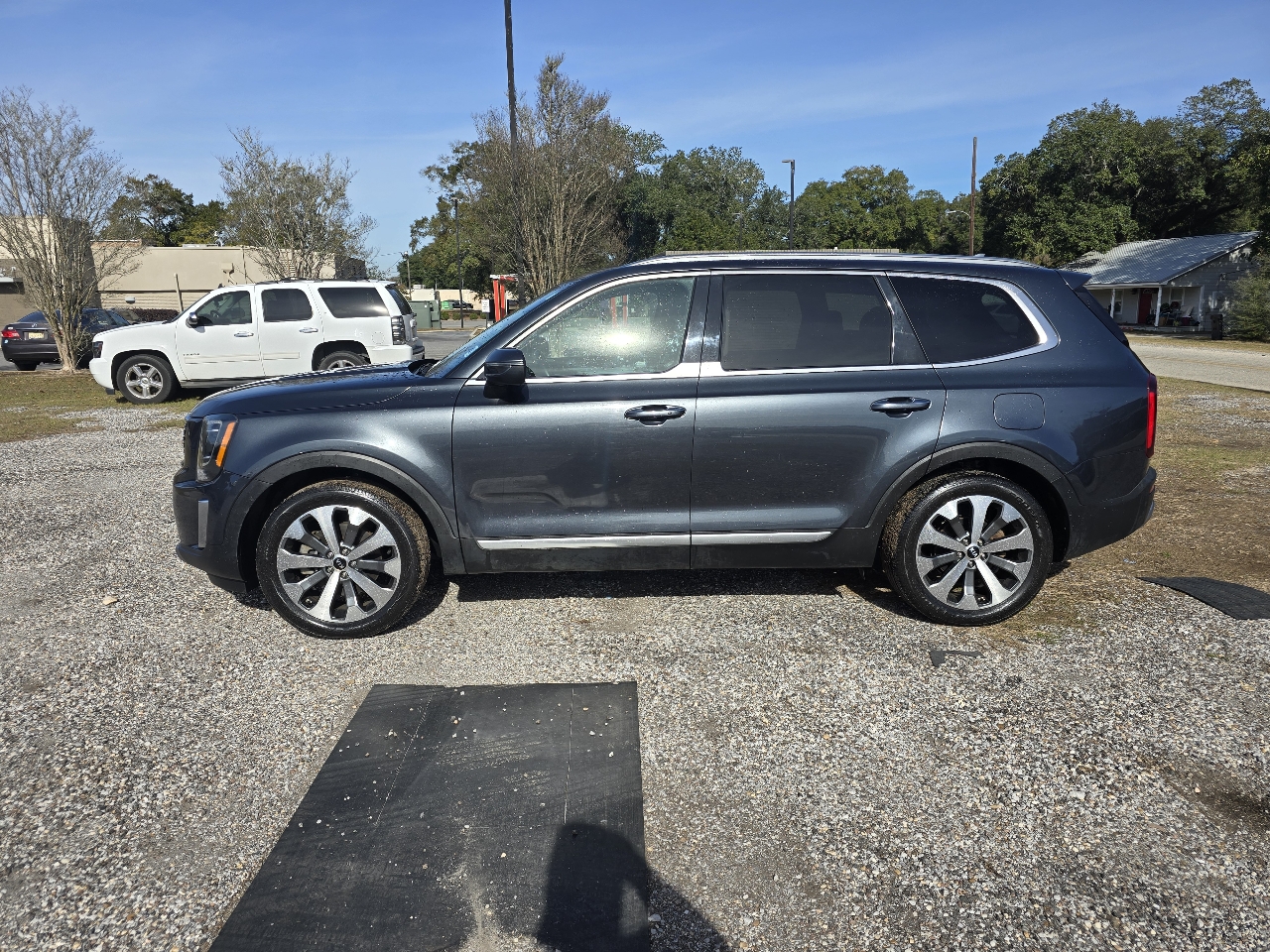 2020 Kia Telluride S's photo