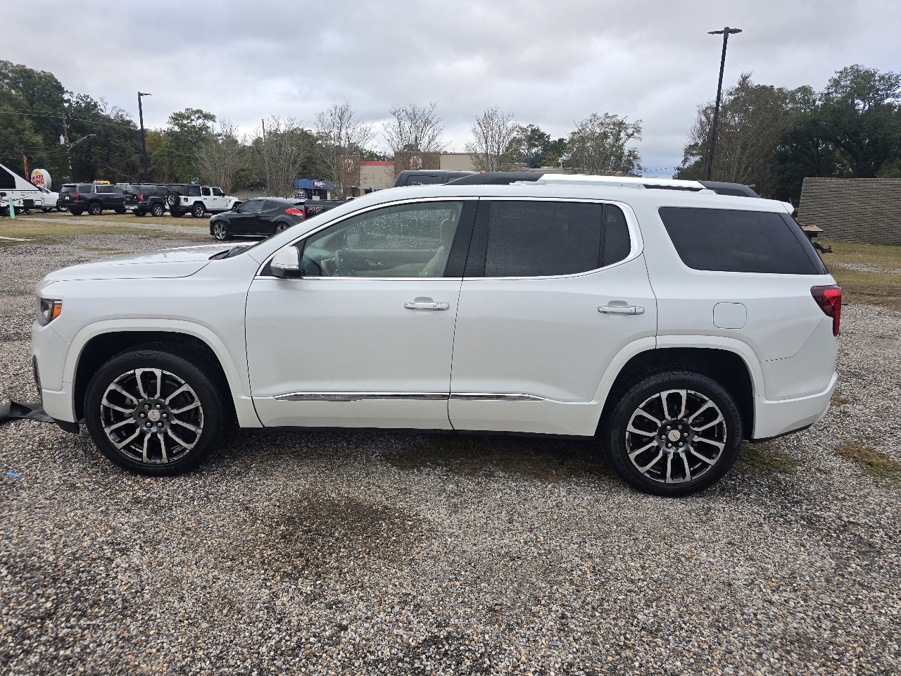 2020 GMC Acadia Denali