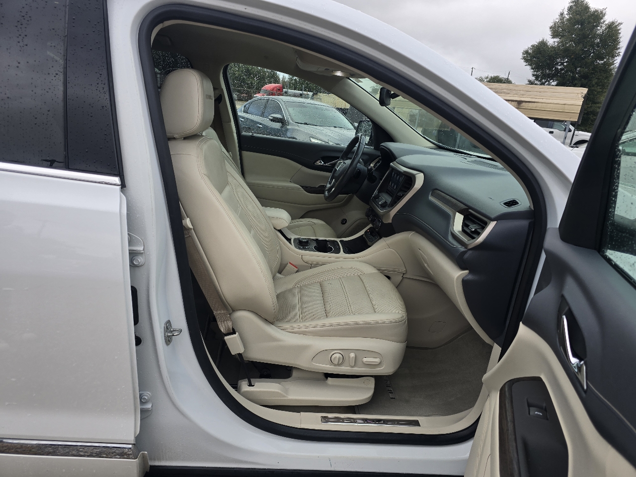 GMC Acadia Denali 2020