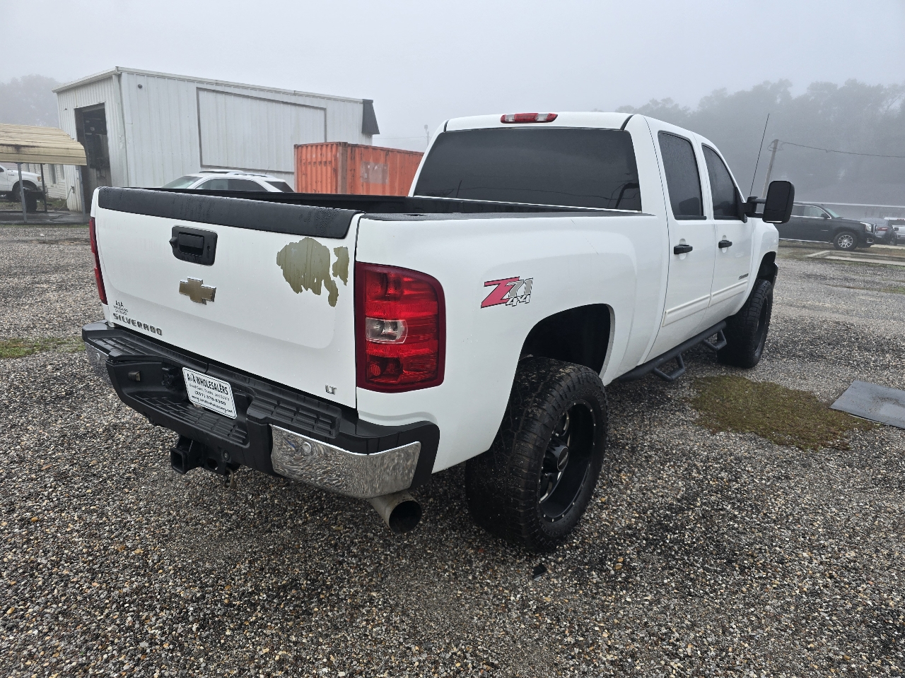 Chevrolet Silverado 2500HD LT Crew Cab 4WD 2011
