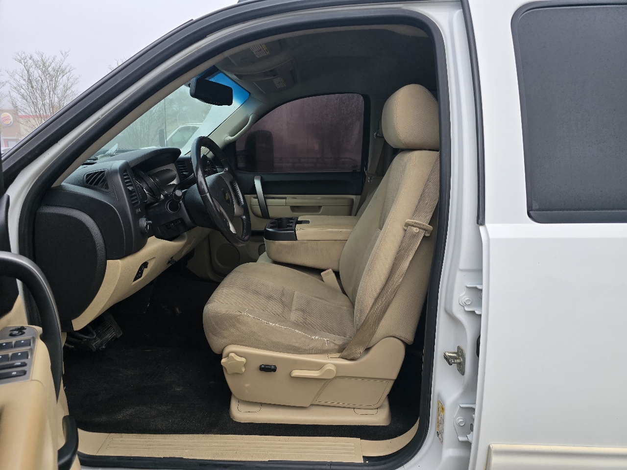 Chevrolet Silverado 2500HD LT Crew Cab 4WD 2011