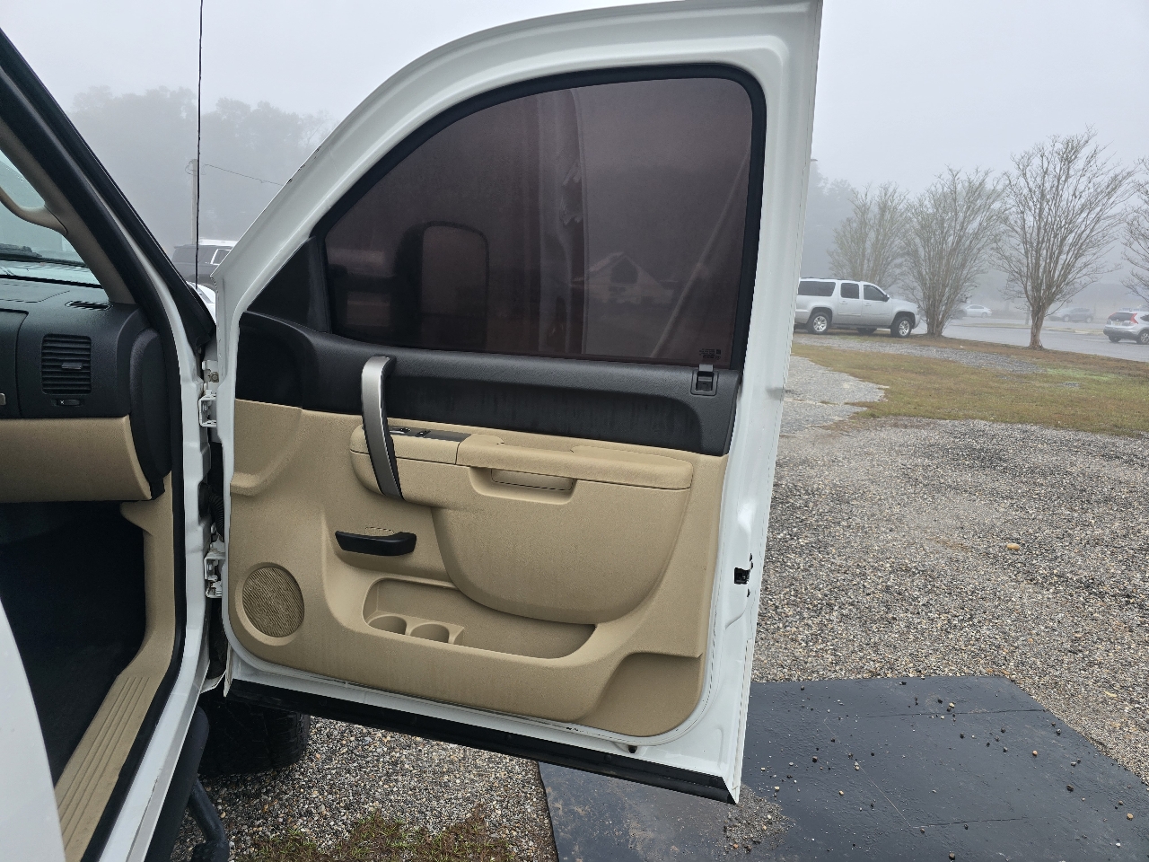 Chevrolet Silverado 2500HD LT Crew Cab 4WD 2011