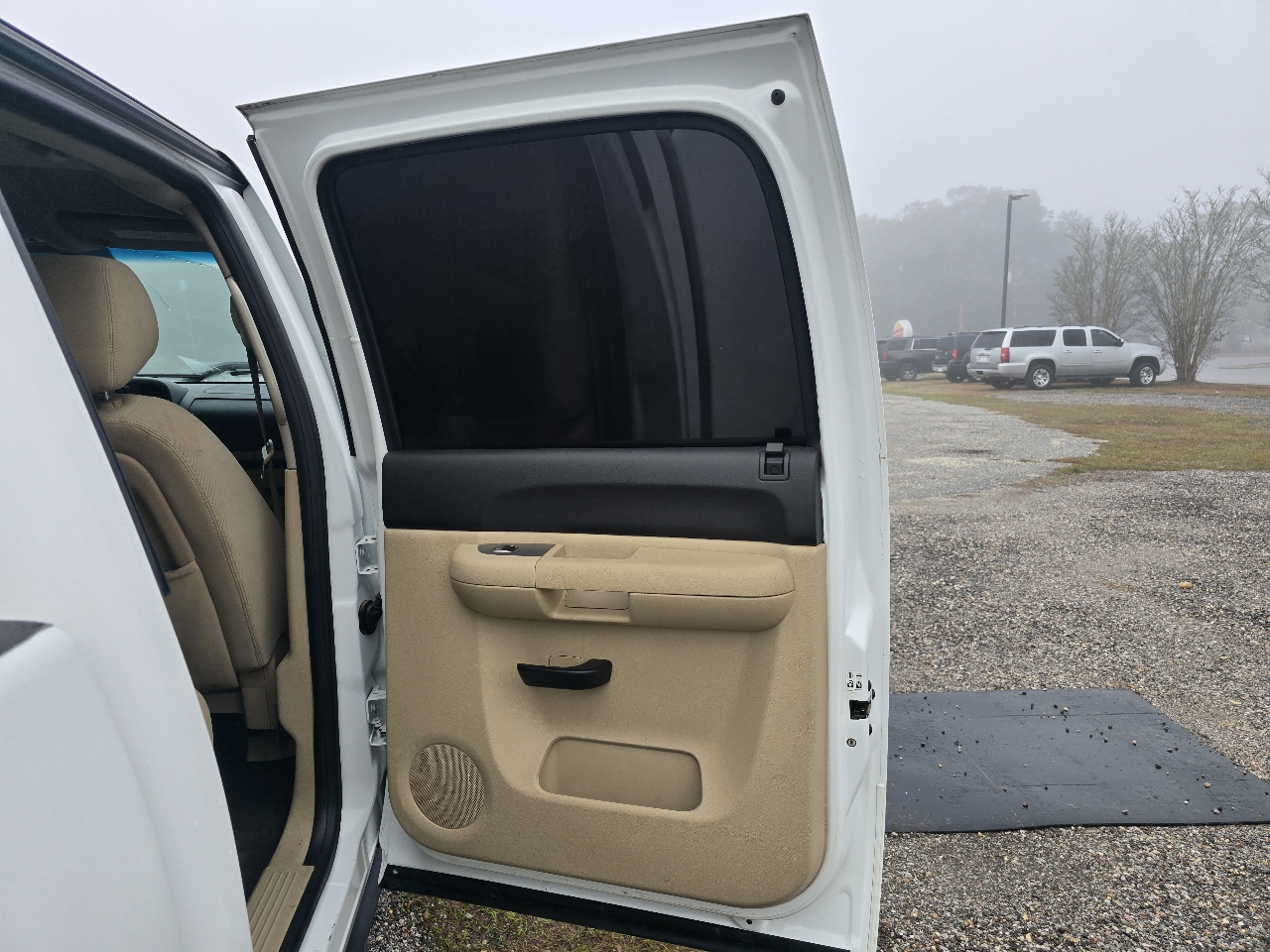 Chevrolet Silverado 2500HD LT Crew Cab 4WD 2011