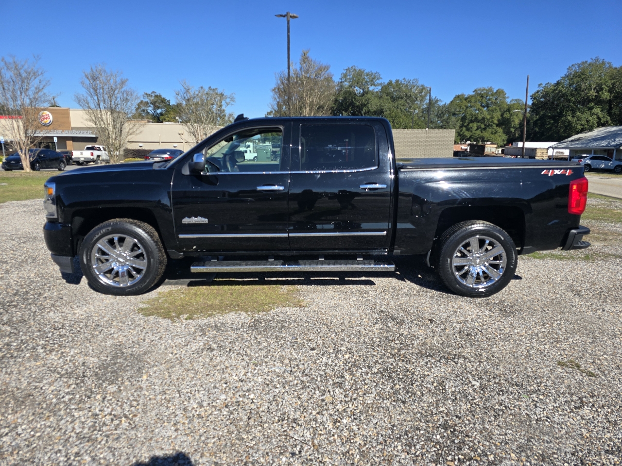 2018 Chevrolet Silverado 1500 High Country Crew Cab 4WD