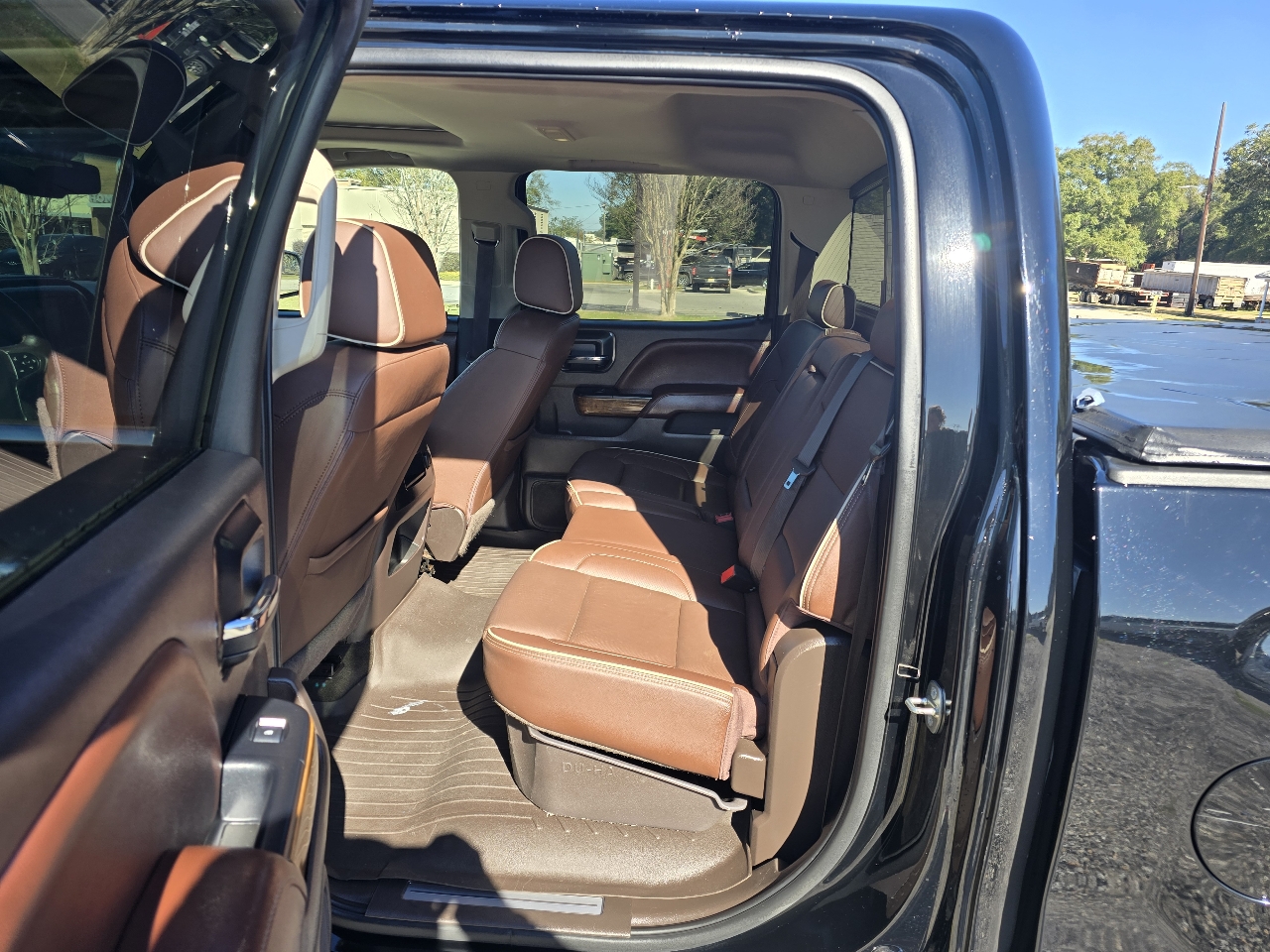 Chevrolet Silverado 1500 High Country Crew Cab 4WD 2018
