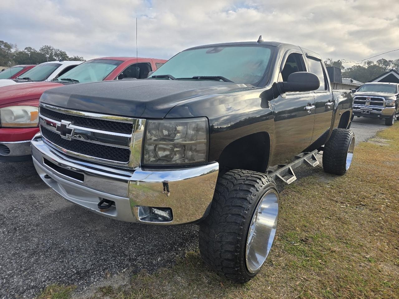 Chevrolet Silverado 1500 1LT Crew Cab 4WD 2012