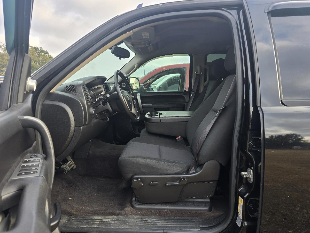 Chevrolet Silverado 1500 1LT Crew Cab 4WD 2012