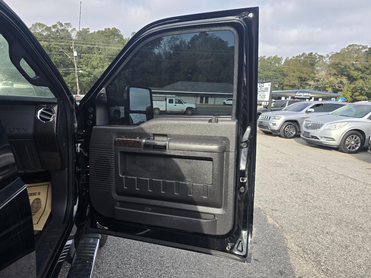 Ford F-250 SD XLT Crew Cab Long Bed 4WD 2016