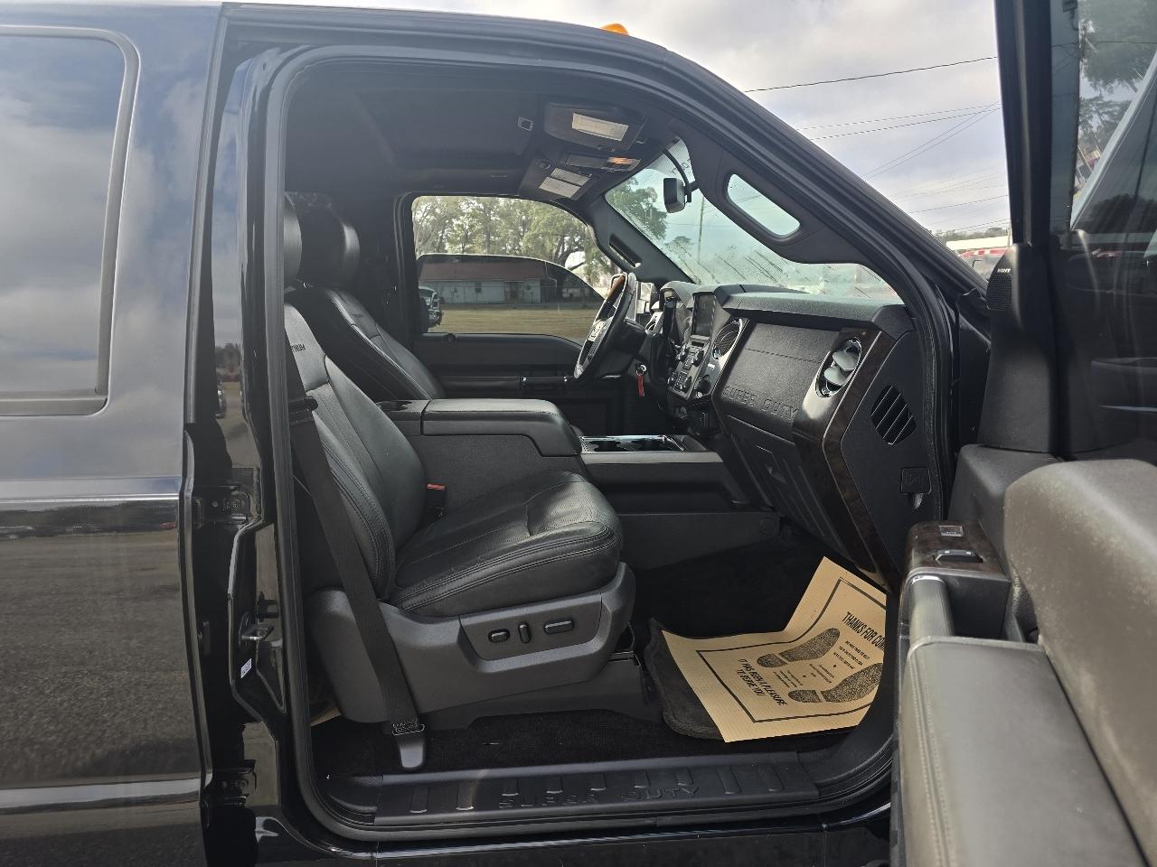 Ford F-250 SD XLT Crew Cab Long Bed 4WD 2016