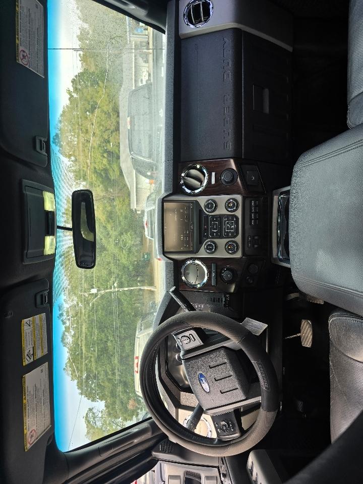 Ford F-250 SD XLT Crew Cab Long Bed 4WD 2015