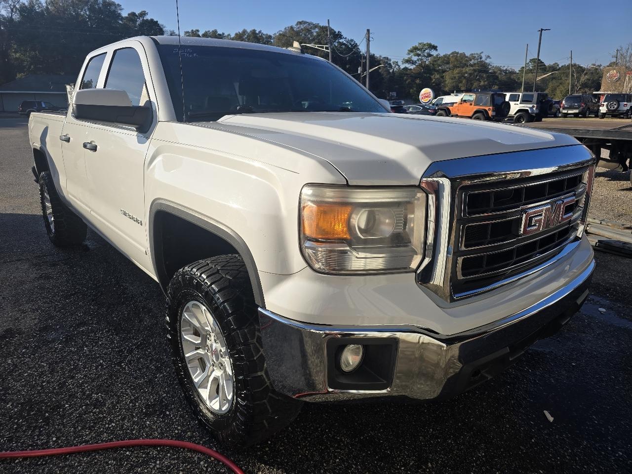 GMC Sierra 1500 Base Crew Cab 4WD 2015