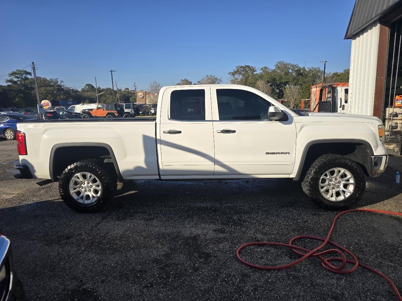 GMC Sierra 1500 Base Crew Cab 4WD 2015