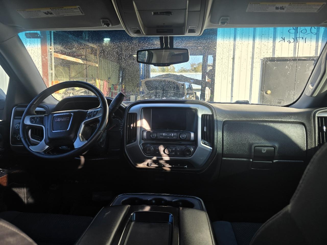 GMC Sierra 1500 Base Crew Cab 4WD 2015