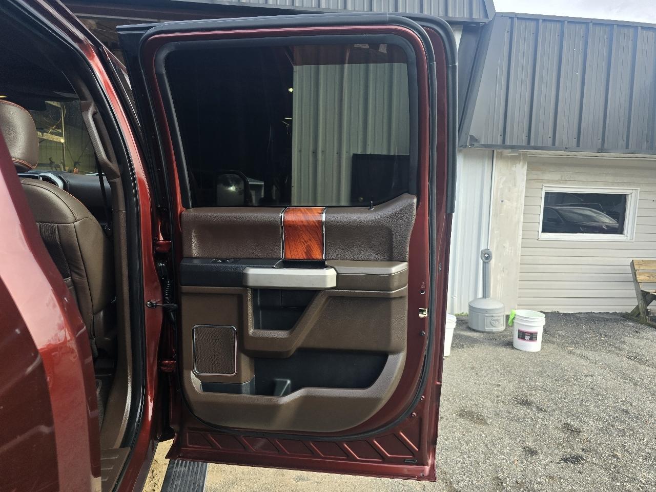 Ford F-150 King Ranch SuperCrew 4WD 2015