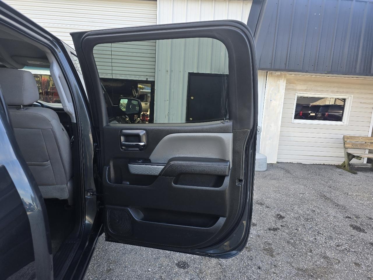 Chevrolet Silverado 1500 LT Z71 Crew Cab 4WD 2017