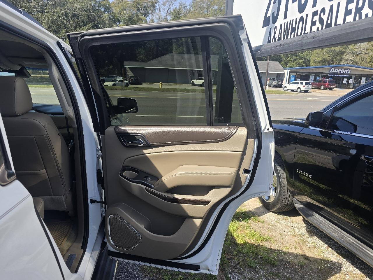 GMC Yukon SLT 2WD 2017