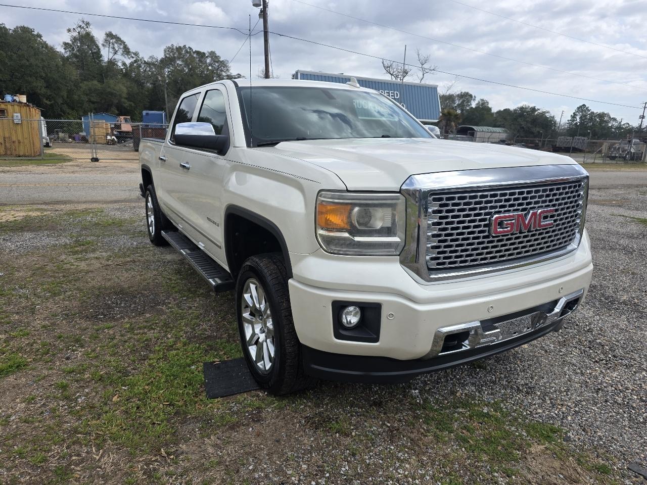 GMC Sierra 1500 Denali Crew Cab Short Box 4WD 2015