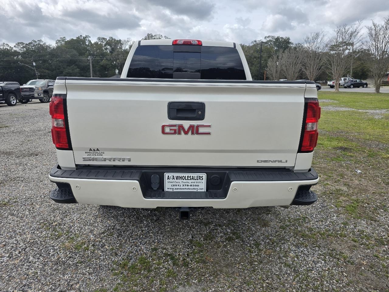 GMC Sierra 1500 Denali Crew Cab Short Box 4WD 2015