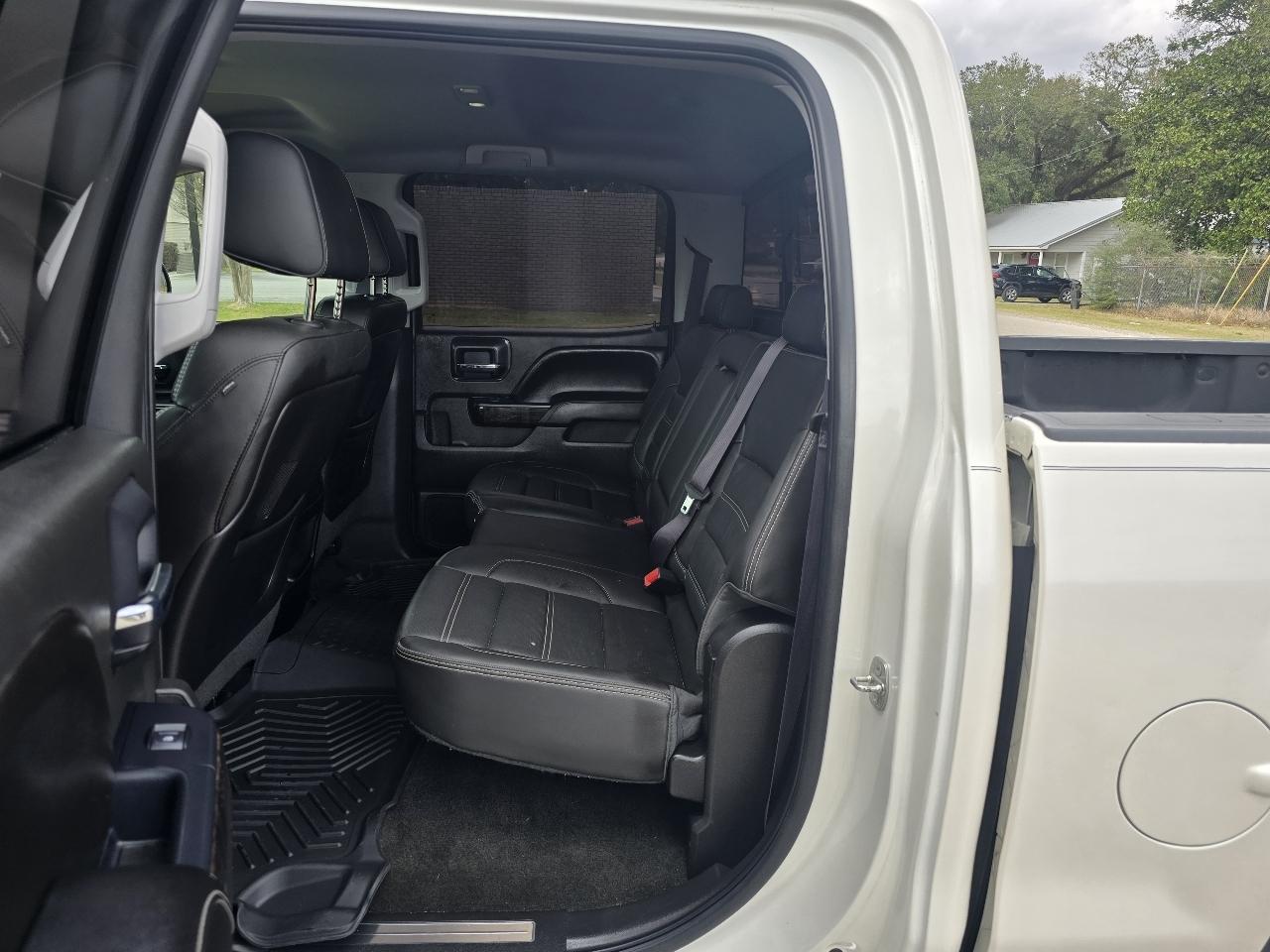 GMC Sierra 1500 Denali Crew Cab Short Box 4WD 2015