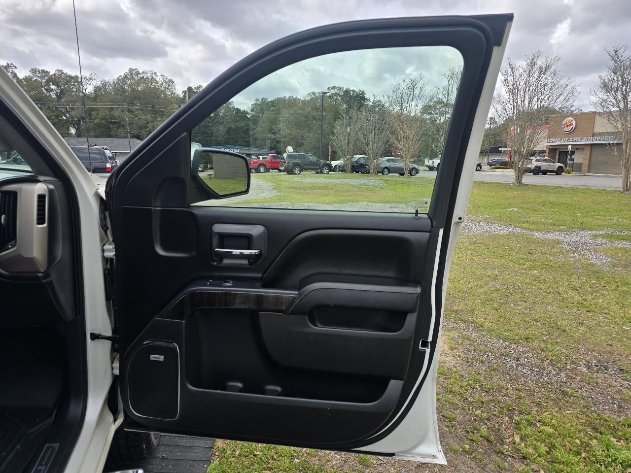 GMC Sierra 1500 Denali Crew Cab Short Box 4WD 2015