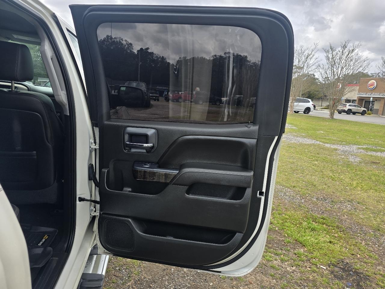 GMC Sierra 1500 Denali Crew Cab Short Box 4WD 2015