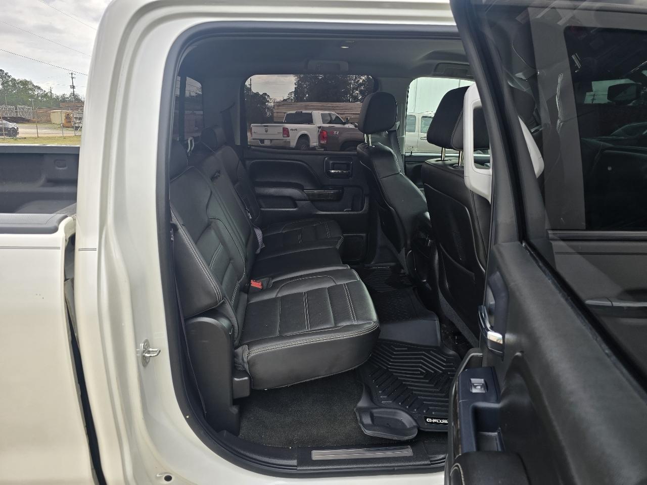 GMC Sierra 1500 Denali Crew Cab Short Box 4WD 2015