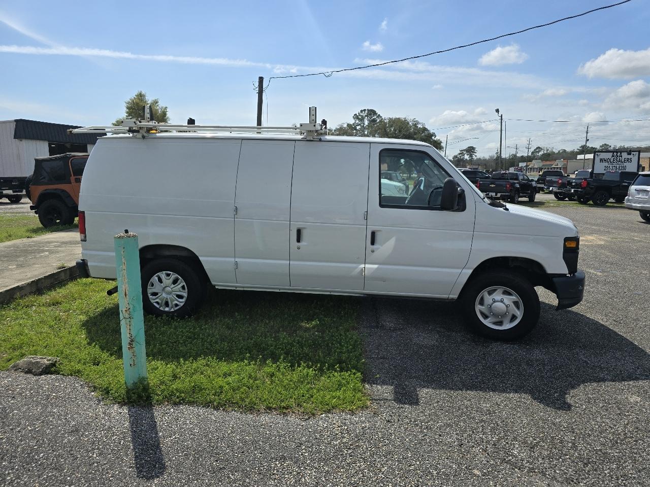 Ford Econoline E-150 2014