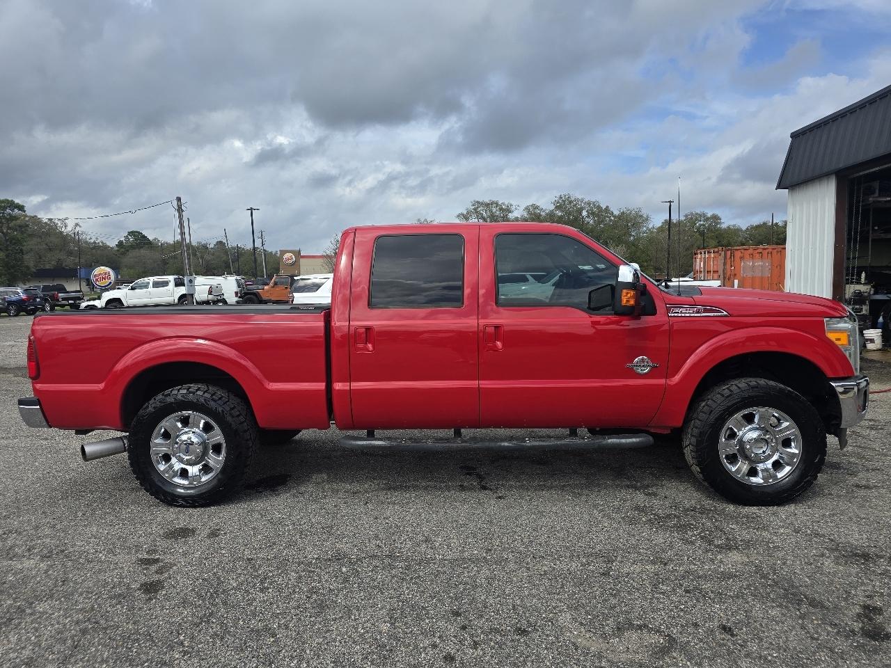 2014 Ford F-250 SD XLT Crew Cab Long Bed 4WD