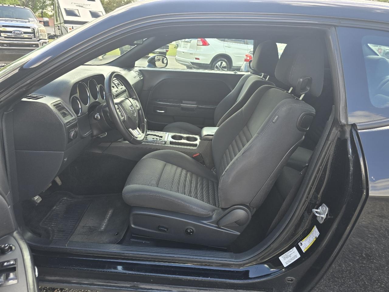 Dodge Challenger SXT 2014