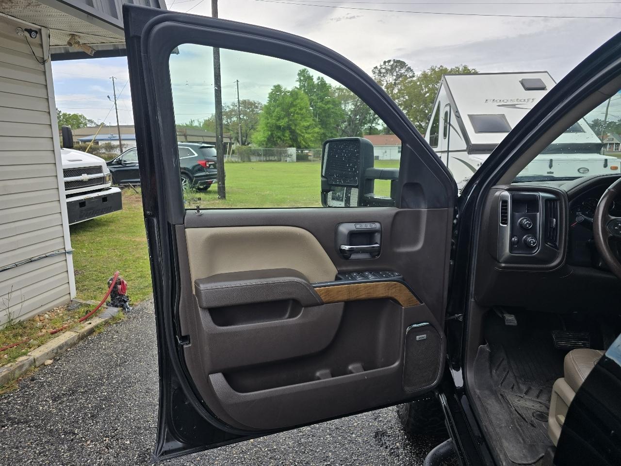 Chevrolet Silverado 1500 LTZ Crew Cab 4WD 2018