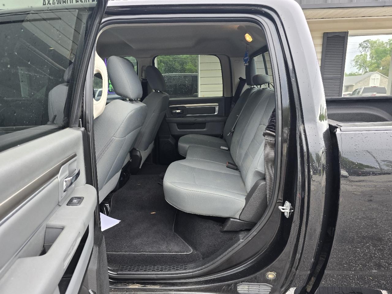 RAM 2500 SLT Crew Cab SWB 4WD 2018