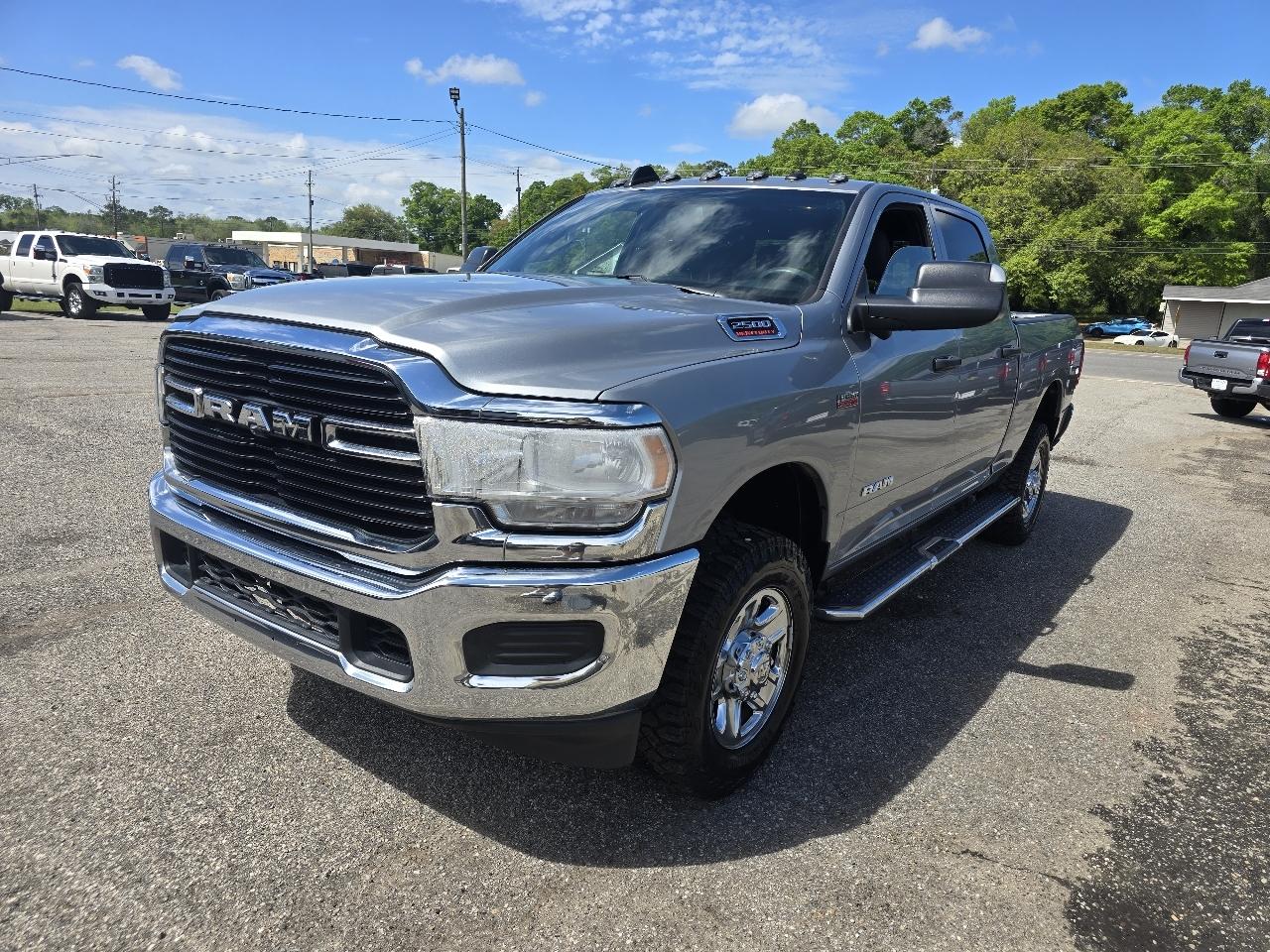 RAM 2500 Tradesman Crew Cab SWB 4WD 2021