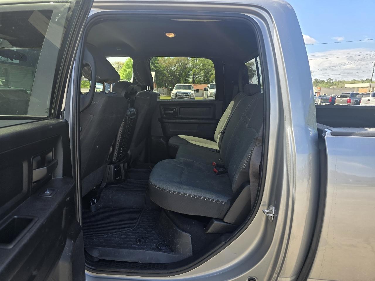 RAM 2500 Tradesman Crew Cab SWB 4WD 2021